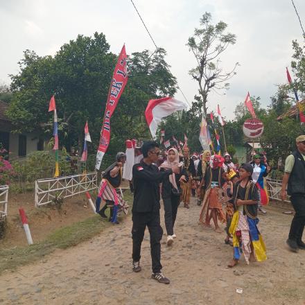 Karnaval Desa Kemalo Abung Meriahkan HUT RI ke -79